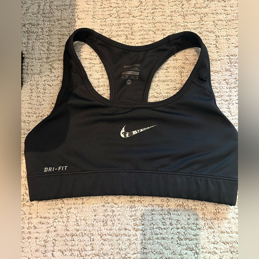 Black Nike racer back sports bra